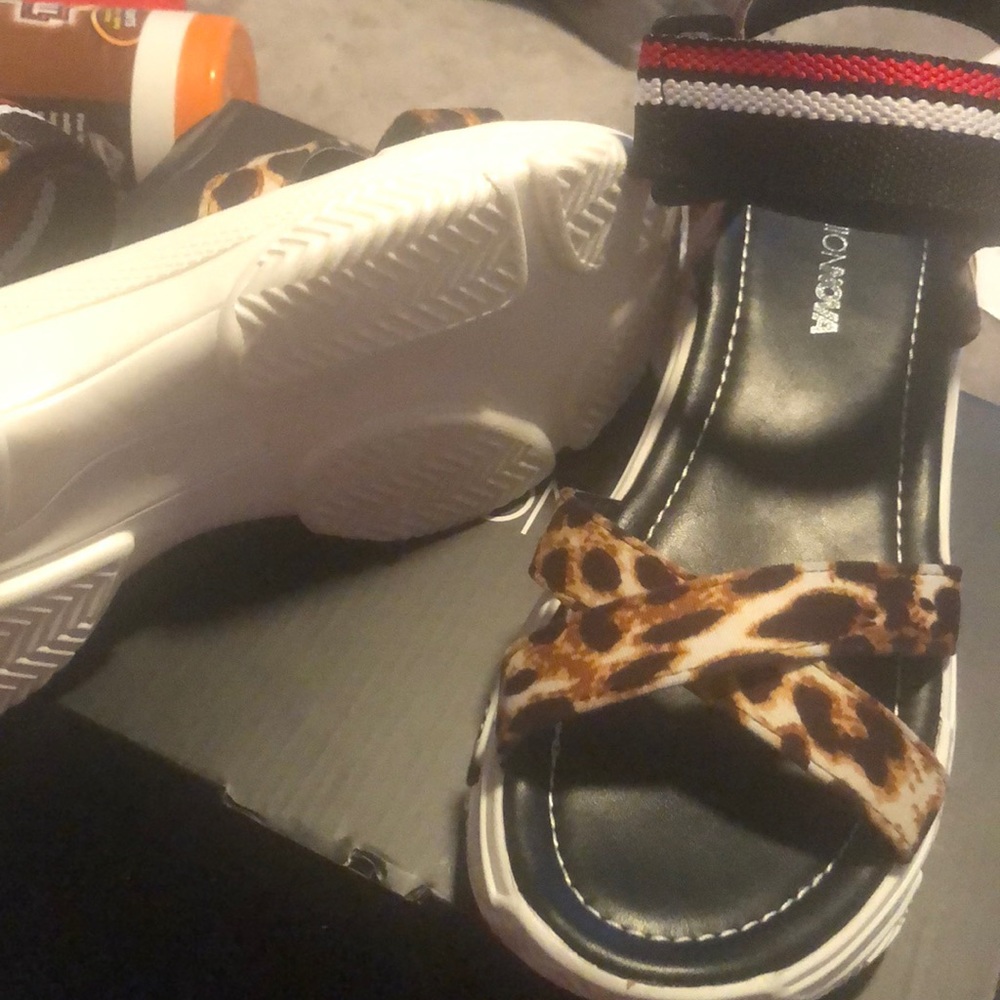Fashion nova sandals